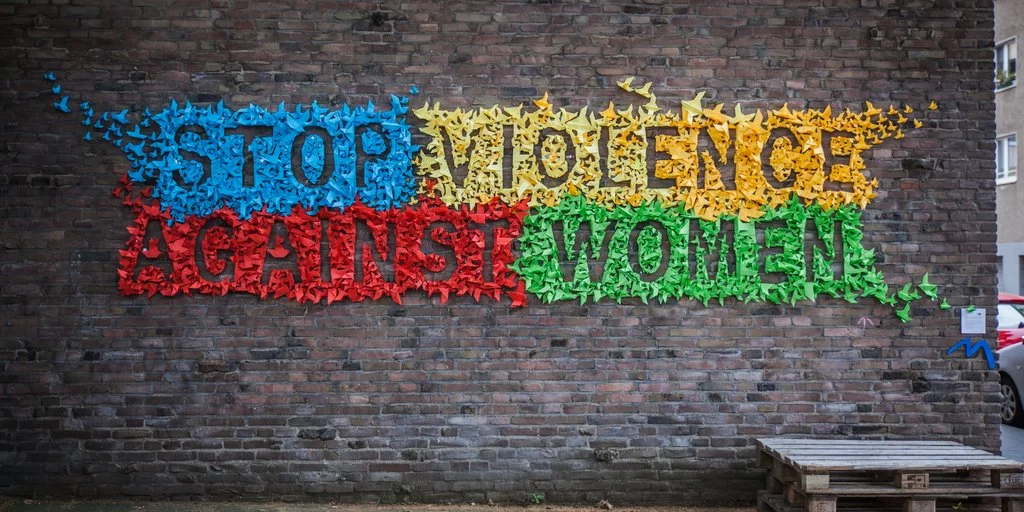 Recognizing the Early Signs and Symptoms of Violence Against Women